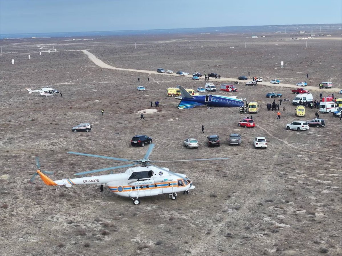 Passenger Plane Flying From Azerbaijan To Russia Crashes Near The City Of Aktau In Kazakhstan With Many Feared Dead.