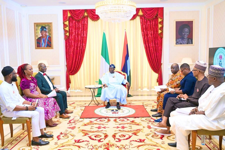 President Tinubu’s “5 Rolls Royce” Story Sparks Mixed Reactions Amid Economic Realities