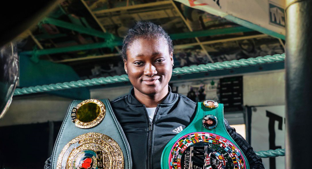 Elizabeth Oshoba signs with Jake Paul.