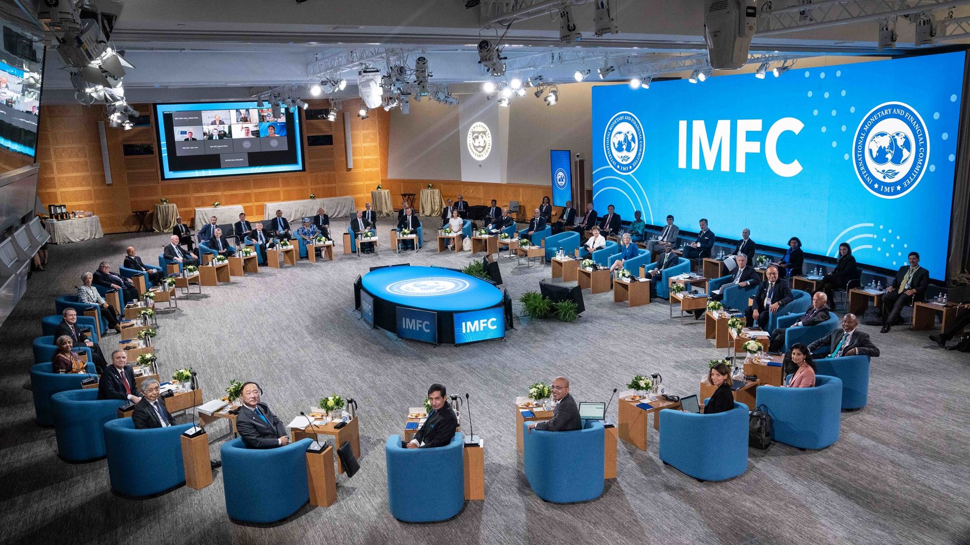 IMF Praises Nigeria's Bold Economic Reforms: Exchange Rate Adjustments and Fuel Subsidy Removal