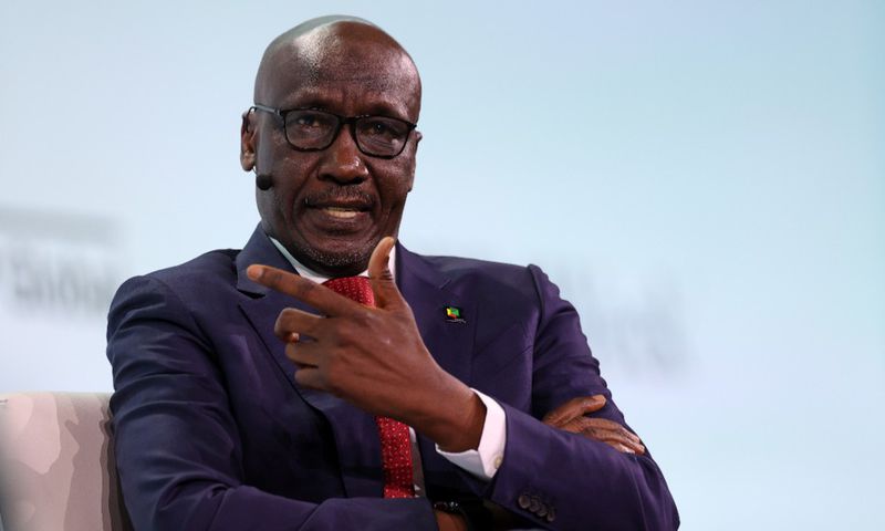 Lawyers pile pressure on Mele Kyari, allege plot to undermine $4bn refinery probe