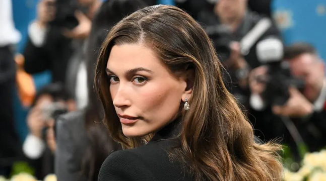 American Model Hailey Bieber Sells Beauty Brand for $1 Billion