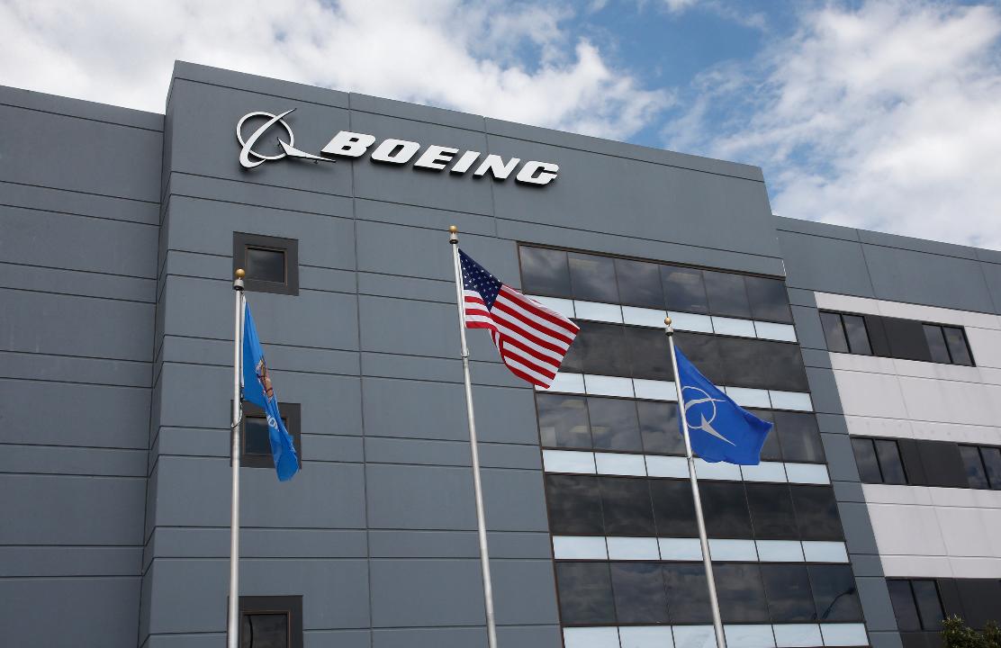 Boeing Shares Slide Following Air India 787 Crash