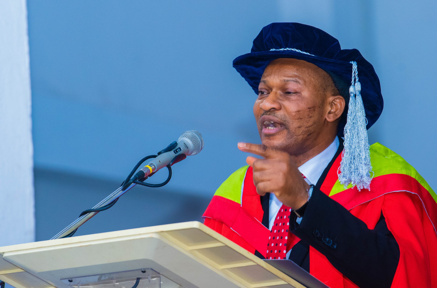 915,000 Teachers Struggle to Educate Over 31.7 Million Pupils in Nigeria