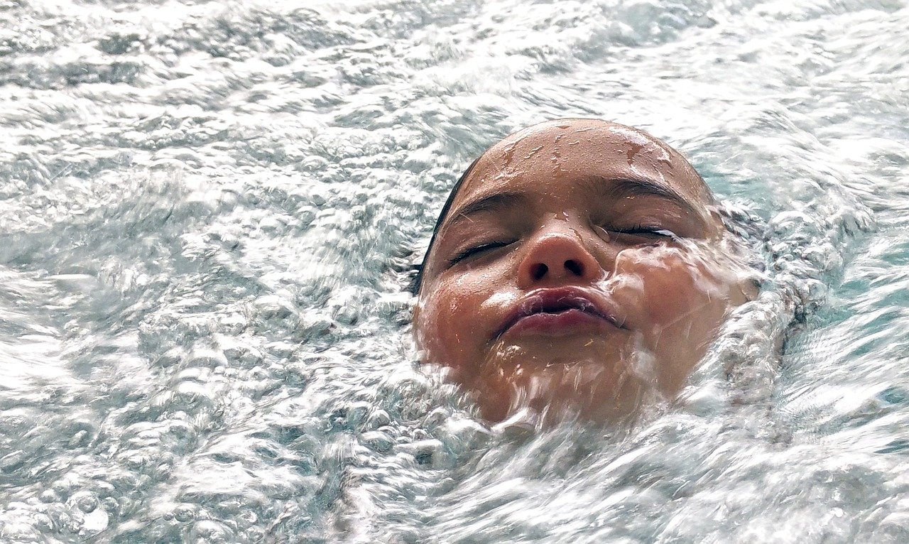 Benue teen drowns after sneaking out of school to swim with friends
