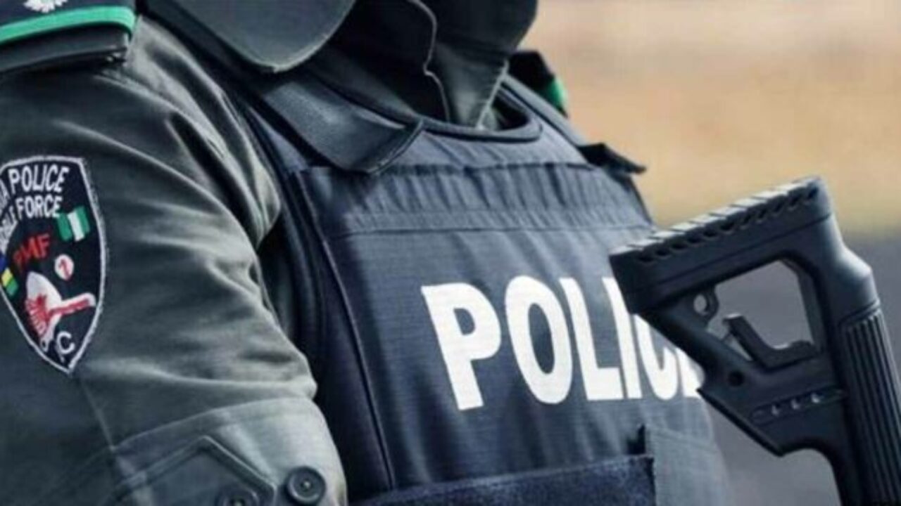 Police Arrest Couple, Woman for Illegal Possession of Pistol in Lagos
