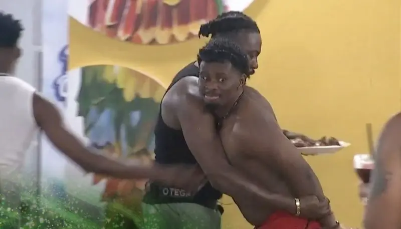 BBNaija 10: Jason Jae and Victory Clash Over Chicken, Pere Reacts