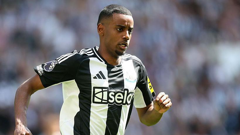 Newcastle Turn Down Liverpool’s £110m Bid for Alexander Isak