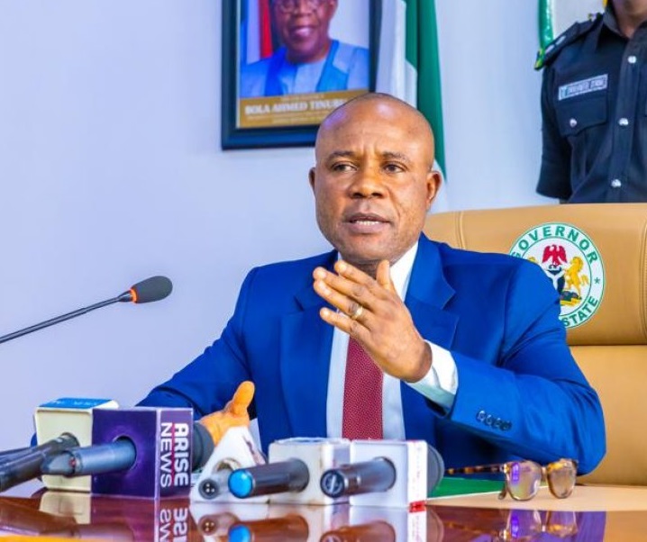 Political Drama in Enugu: APC Founders Defy Minister, Back Gov. Mbah