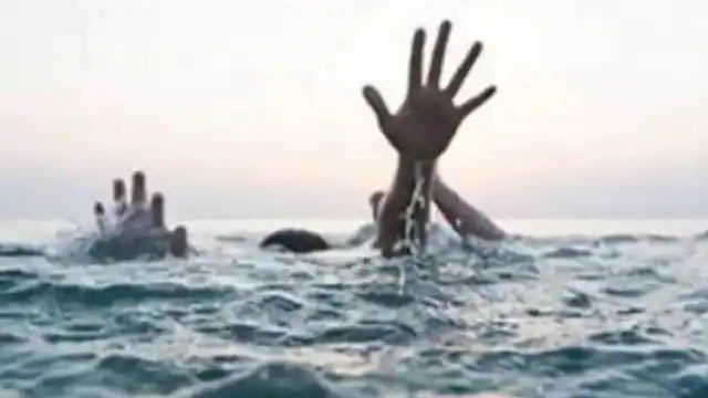 Tragedy as UNILAG Final-Year Student Drowns at Lagos Beach