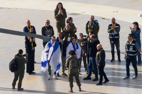 Hamas Releases All Living Israeli Hostages in Landmark Prisoner Exchange Deal