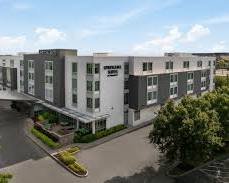 Grand Pearl Hotel & Suites