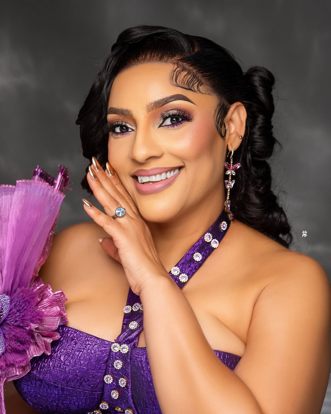 Veteran Actress Lilian Bach Celebrates 55th Birthday With Gorgeous New Photos