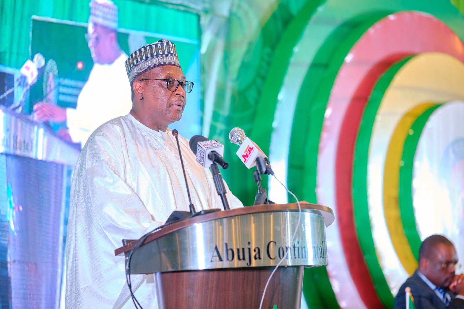 FG releases ₦68bn for vaccines, ₦50bn for health workers’ arrears