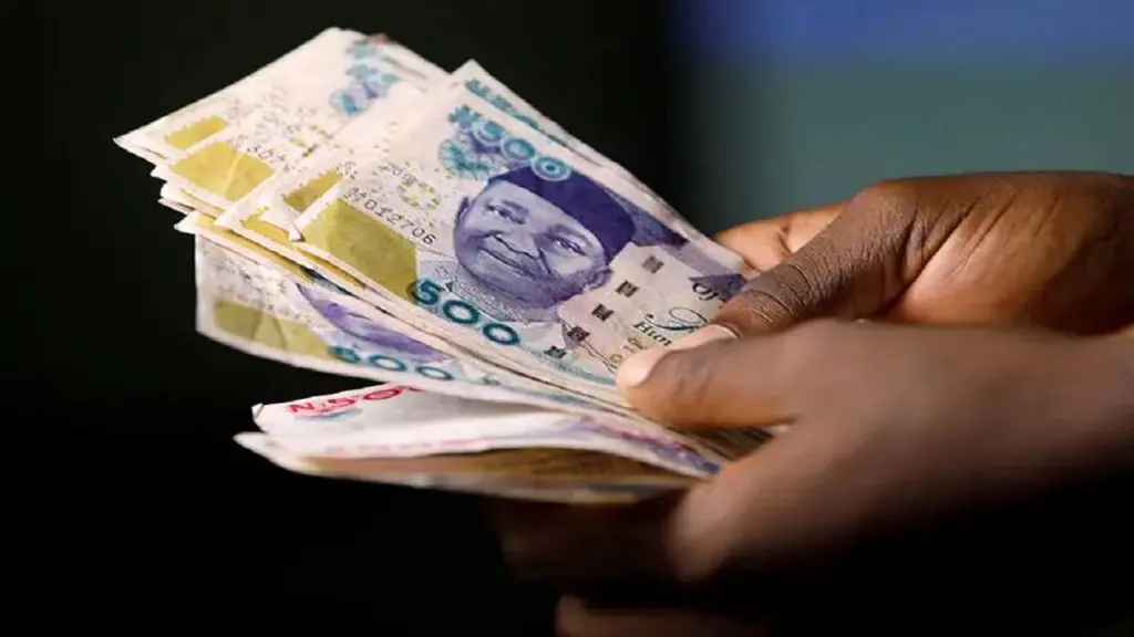 Naira Gains Ground Against US Dollar as Week Begins