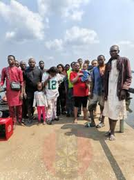 Army rescues 18 passengers from sea pirates on Cameroon waterways