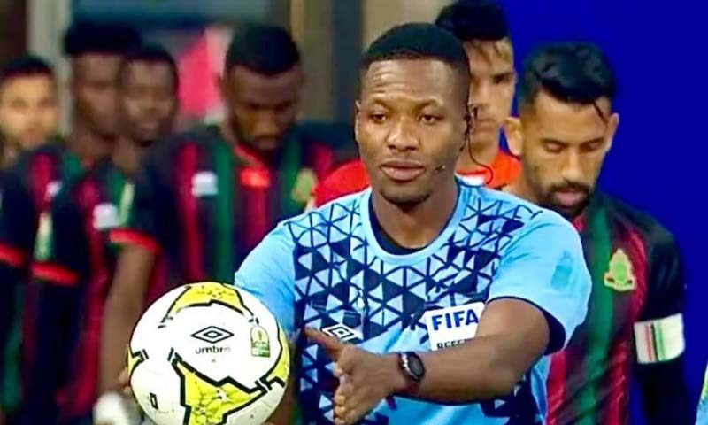 Fans Express Concern Over Referee Laryea’s Poor Officiating