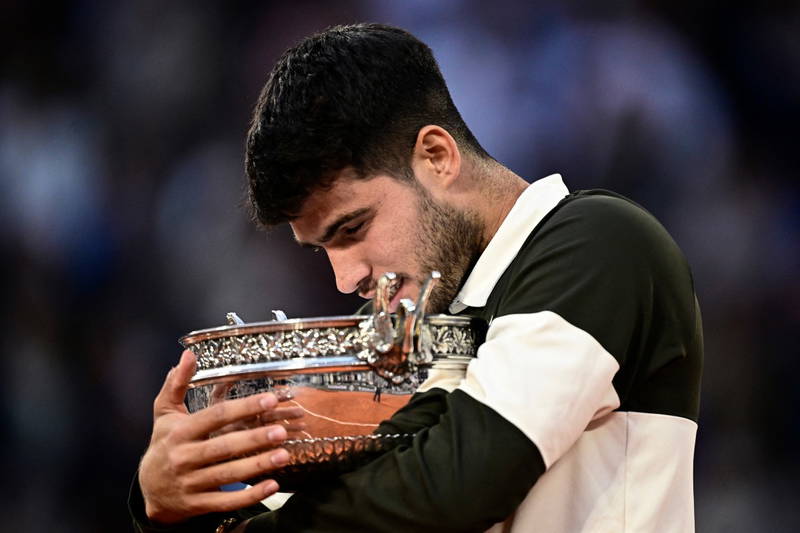 Alcaraz to Miss French Open and Italian Open Due to Wrist Injury