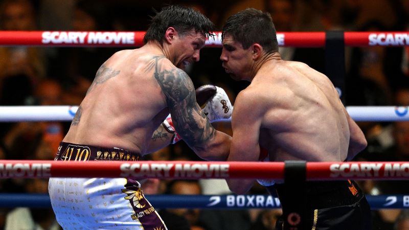 Usyk Retains Heavyweight Crown After Controversial Stoppage of Verhoeven
