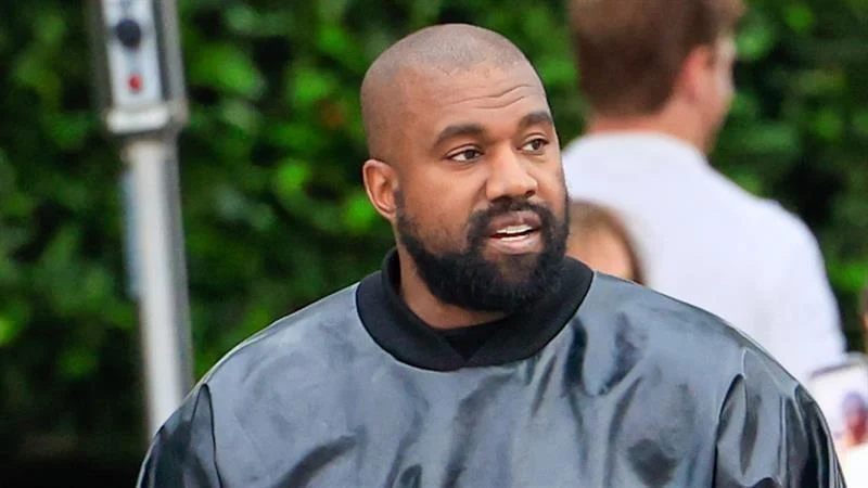 Kanye West Cleared To Perform In The Netherlands