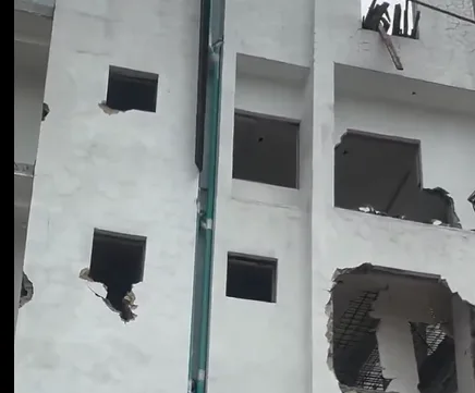 Lagos Demolishes Structurally Unsafe Six-storey Building In Ikoyi