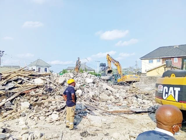 One Dead, Many Trapped As Rivers Five-storey Building Crumbles