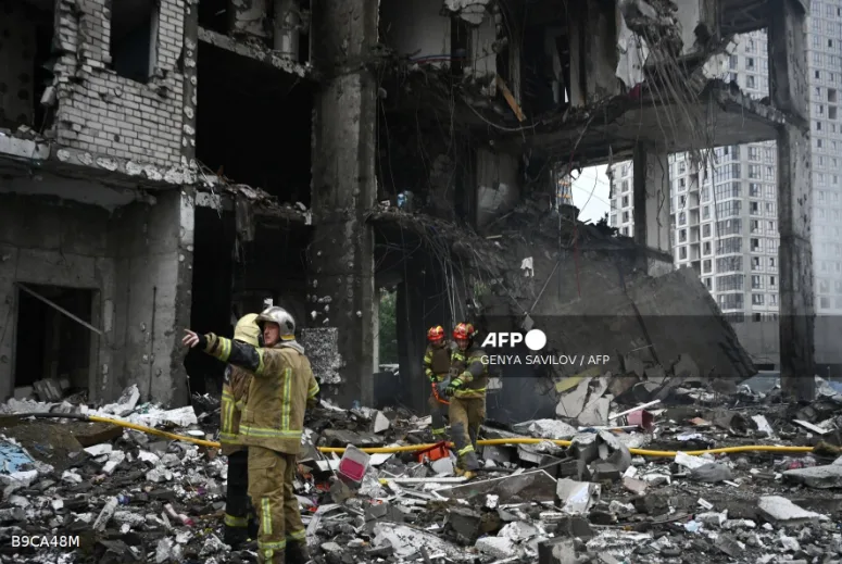Russian strike kills 14 in Kyiv ahead of crucial NATO summit