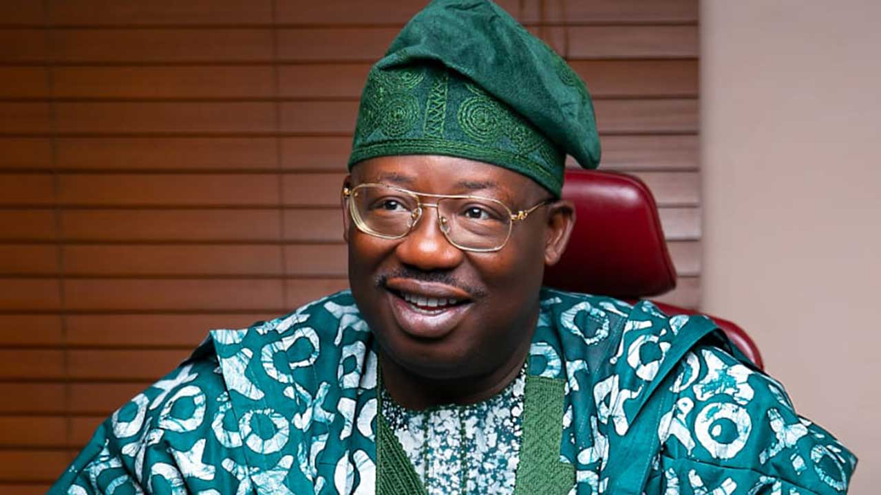 FG’s N8.8tn overspend to threaten transparency on future loans says Oye