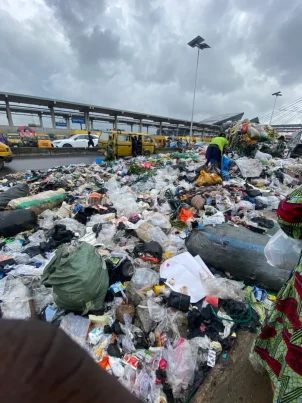 Lagos Dumpsite Crisis Disrupts Waste Evacuation Across the State