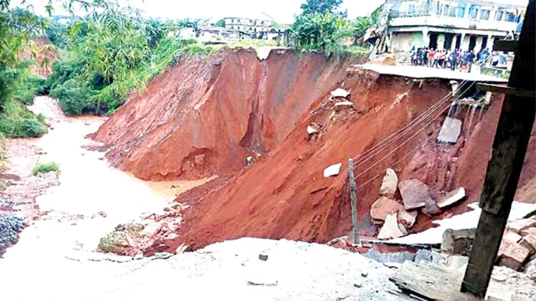 Erosion: Communities Lament Collapse of Houses in Abia