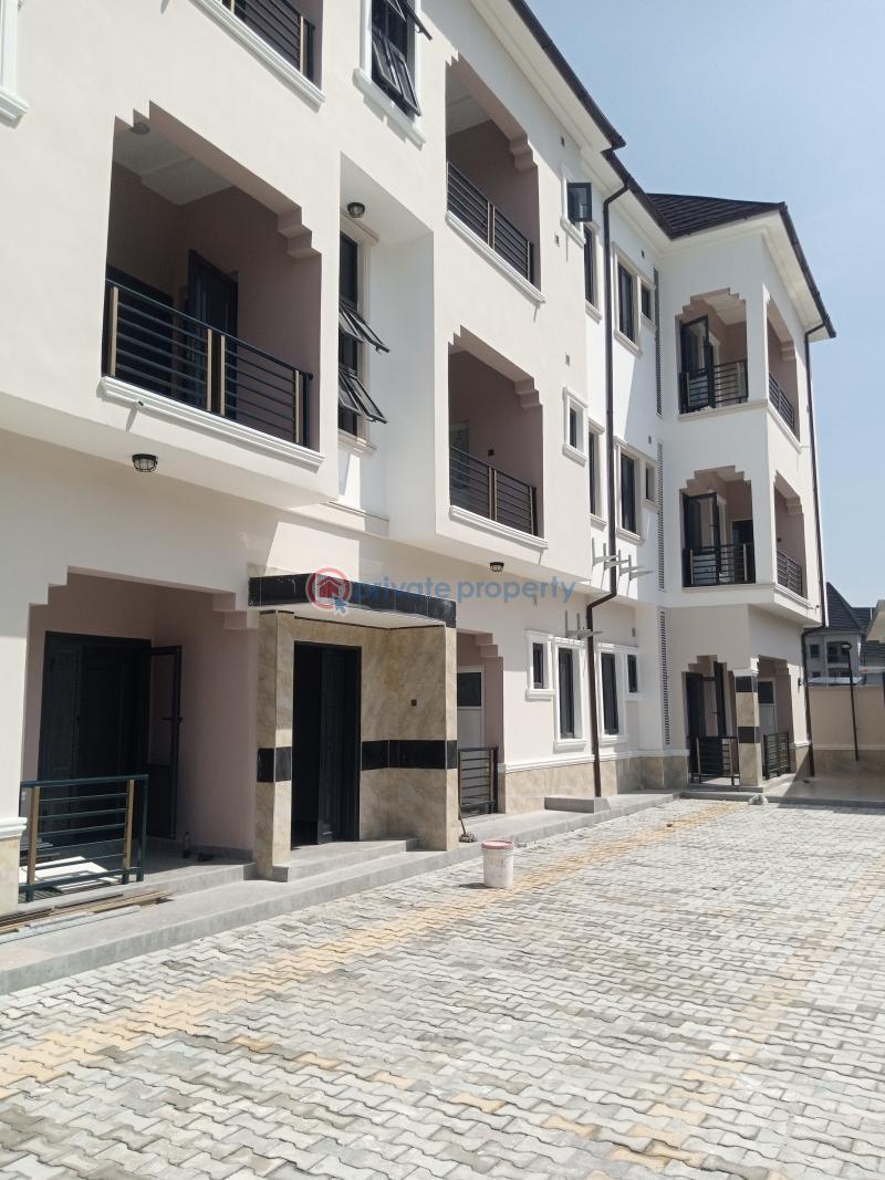 Luxury 2-Bedroom Waterfront Apartment