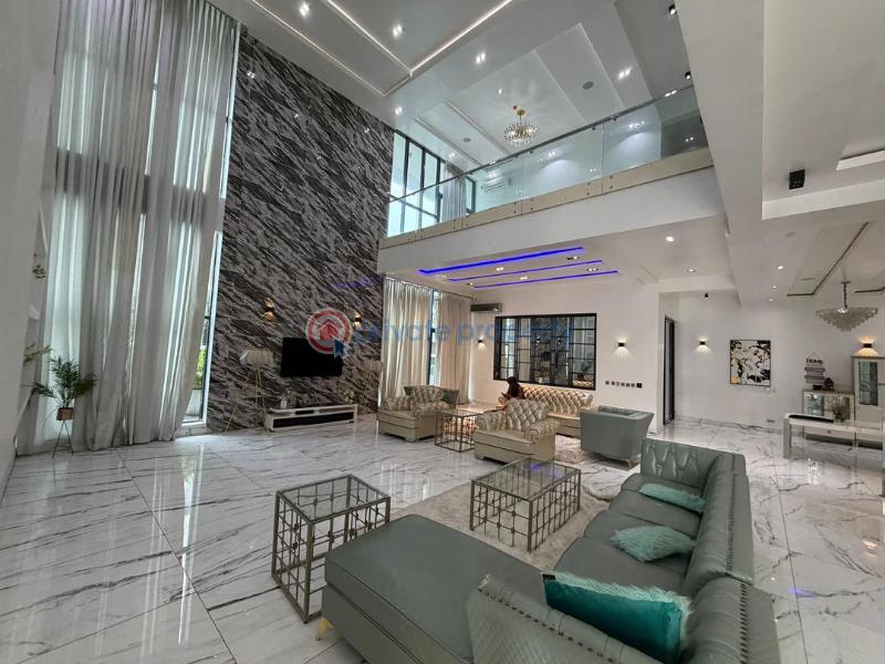 Contemporary 4-Bedroom Terrace Duplex