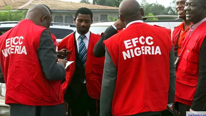 Absence of prosecution witnesses stalls EFCC’s N5.6b corruption suit against ex-Kwara gov Abdulfatai