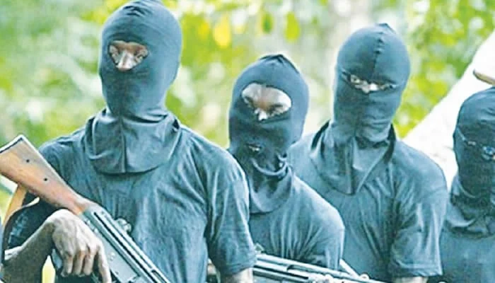 Gunmen kill senior Army officer in suspected kidnap attempt