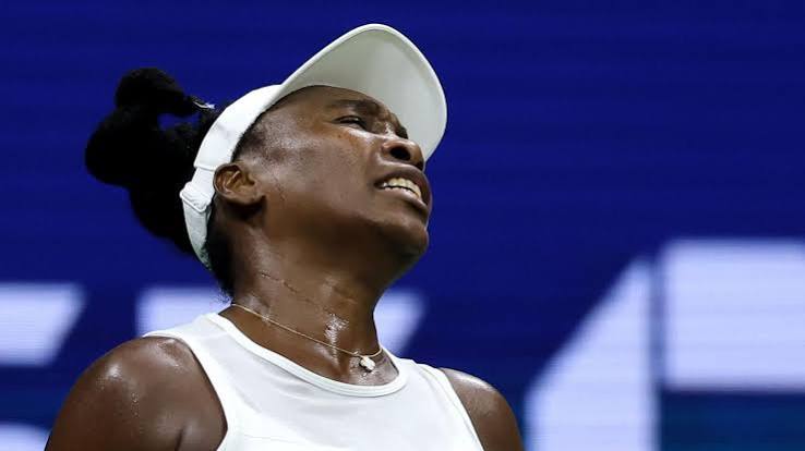 Kenin Ends Venus Williams’ US Open Run in Dramatic Late-Night Clash