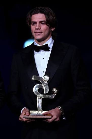 Marco Palestra Crowned Serie A’s Best Defender After Standout Cagliari Campaign