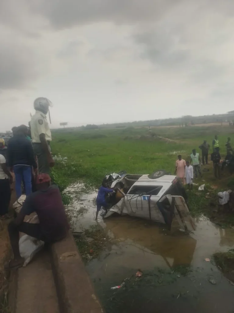 Three Women Die as Vehicles Crash on Lagos-Ibadan Expressway Bridge
