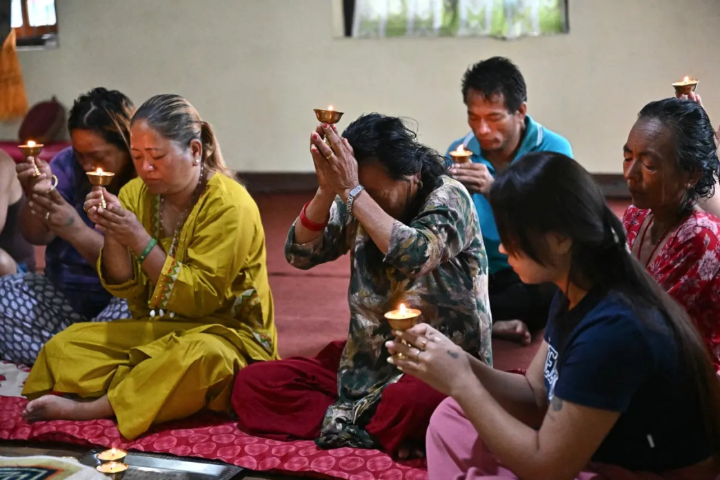 Nepal Mourns More Than 1,300 Victims as Search for Flood Survivors Continues