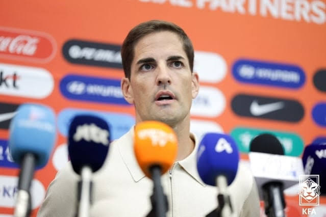 South Korea Coach Rejects Claims He Relied on ChatGPT for Match Preparation