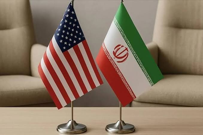 Iran Links Hormuz Reopening to End of War and Release of Frozen Funds