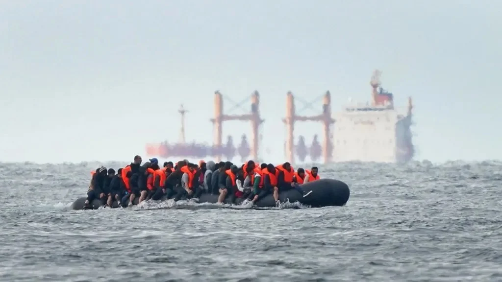 Twelve Migrants Die in Separate Sea Crossings Off Greek Islands Following Boat Collisions and Capsizing