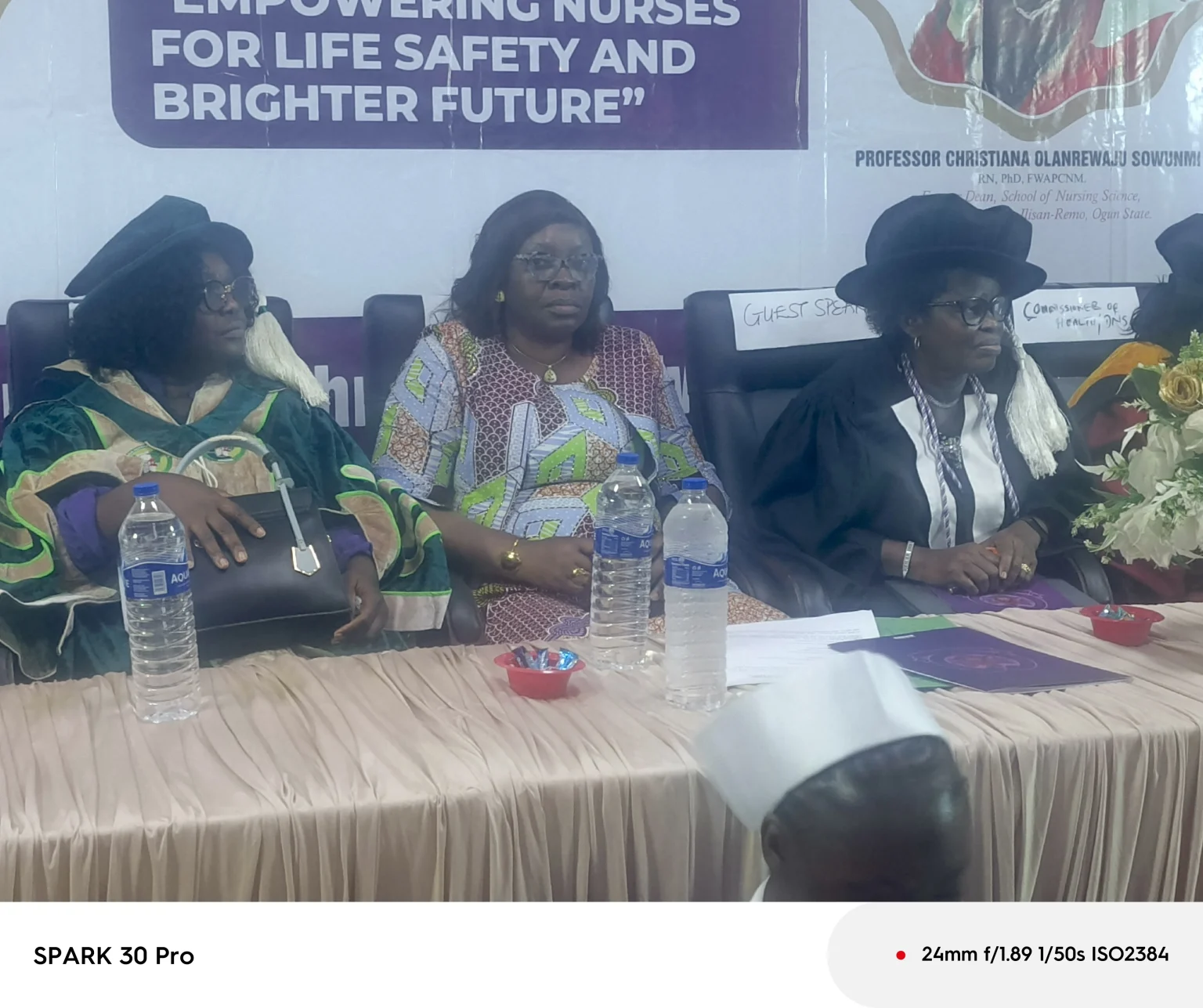 Ogun offers jobs to 52 newly inducted nurses