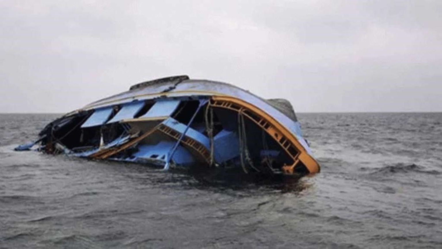 Boat tragedy: Kula indigenes protest, take bodies to Rivers State House