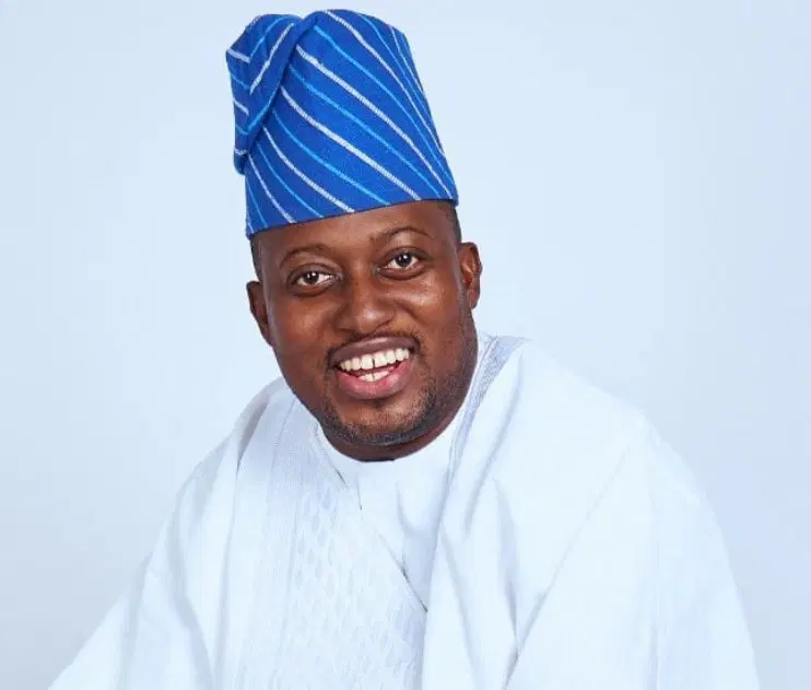 Soldiers Earn Peanuts, Apc Youth Leader Flaunts Billion-naira Suvs — Utomi