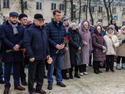 В Сарове прошли памятные мероприятия в честь полного снятия Ленинградской блокады