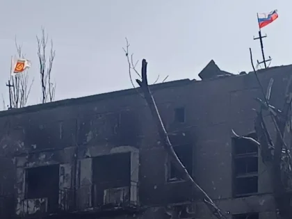 Перепутали? Флаг Дзержинска Нижегородской области заметили в ДНР