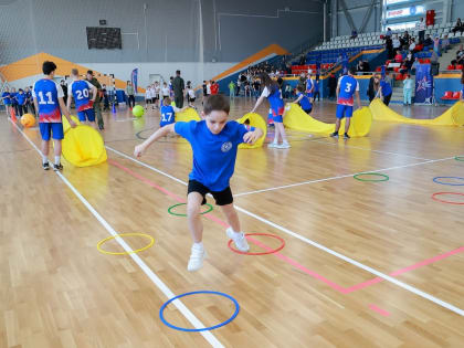 Команда школы №149 стала победителем военно-спортивной игры