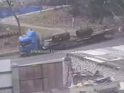 Дорожное происшествие с фурой в центре города