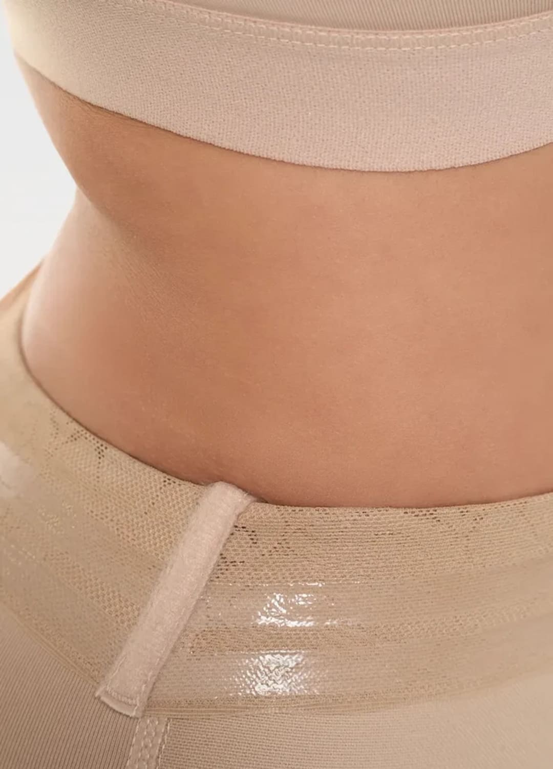 Panty Short Levanta Cola con control para uso diario