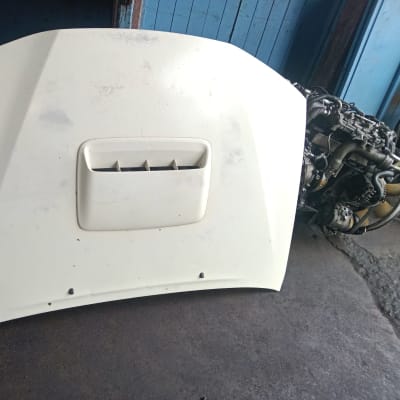 Bonnet Hilux